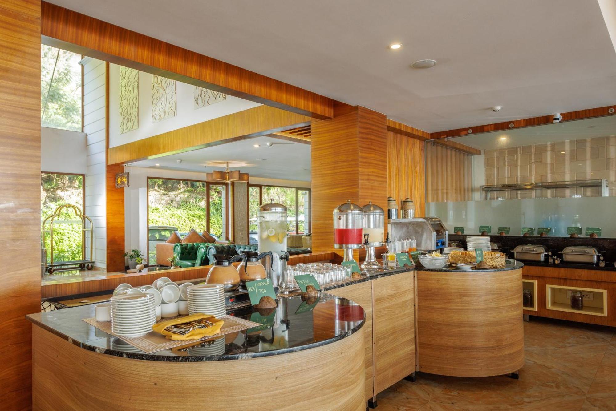 Amber Dale Luxury Hotel & Spa, Munnar Exterior foto